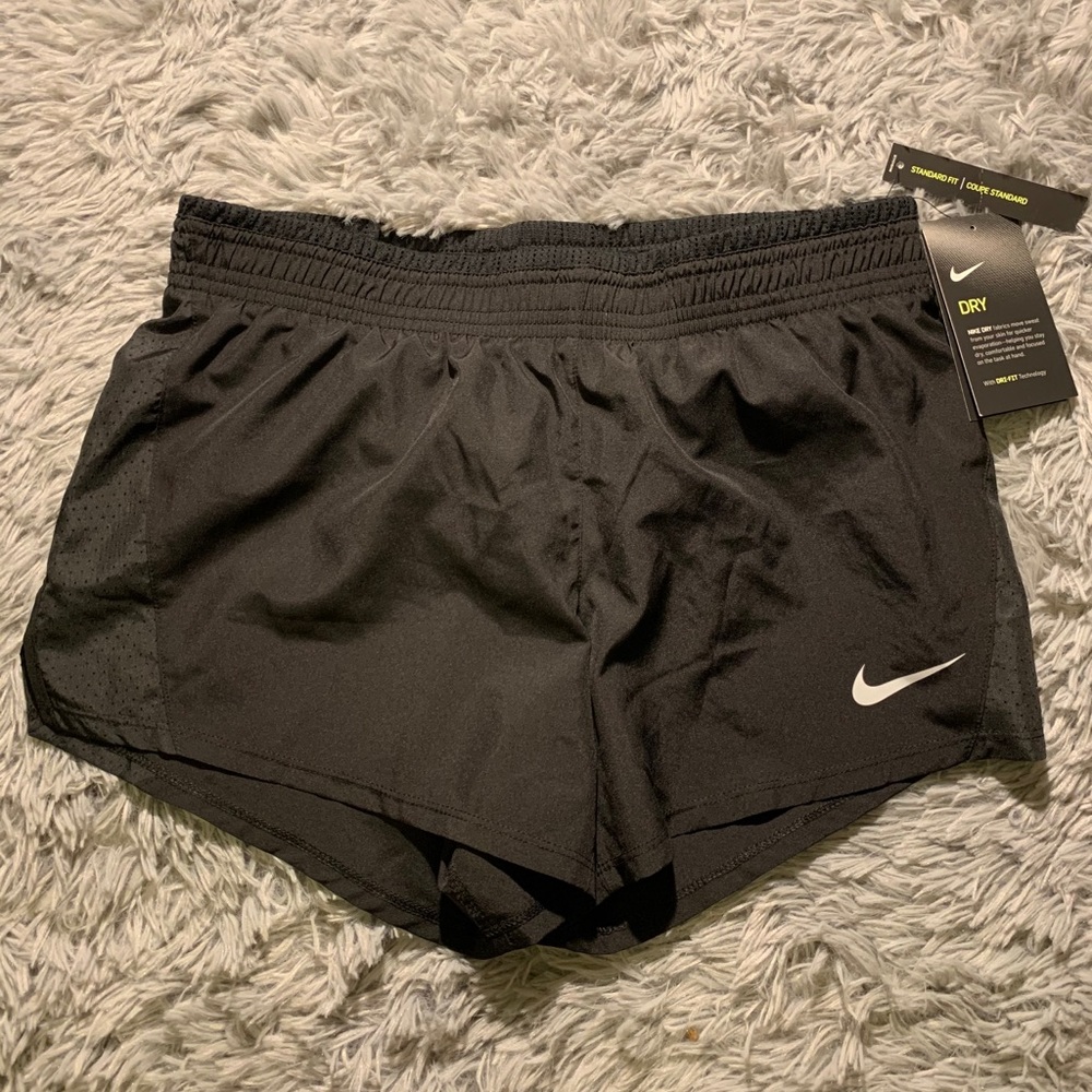 Nike Standard Fit Running Shorts